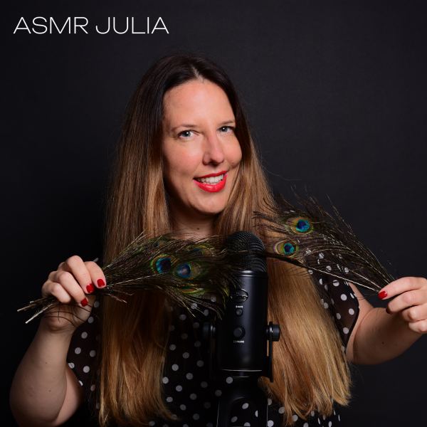 10 ASMR Triggers in 10 Seconds