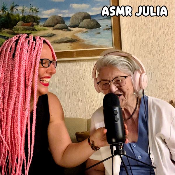 Meine Oma (97) probiert ASMR