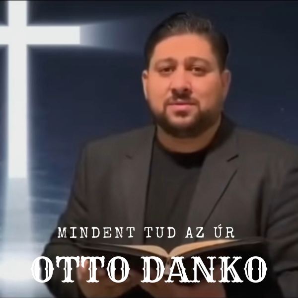 Mindent tud az &Uacute;r