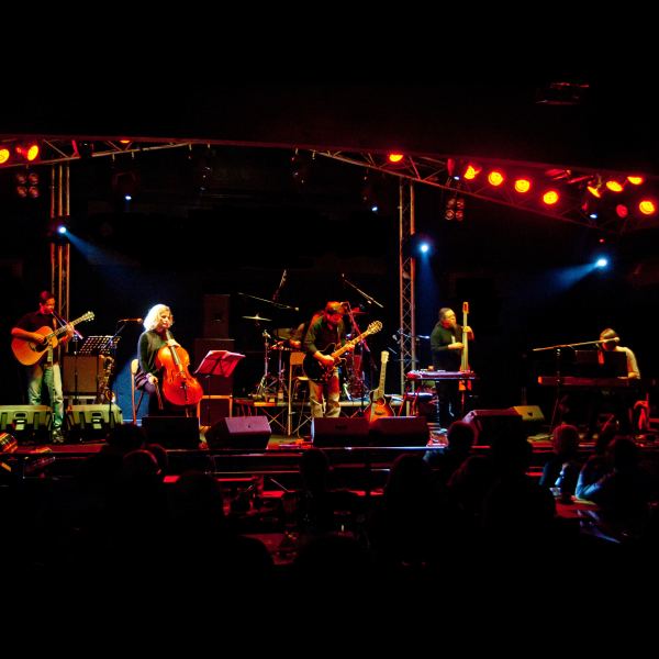 Echoes - Live